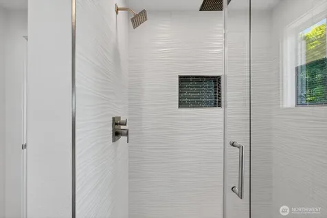 1497 Thompson Drive Camano Island WA 98282