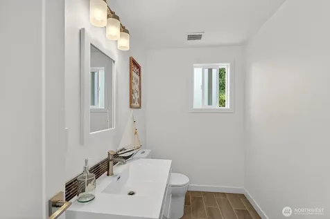 1497 Thompson Drive Camano Island WA 98282