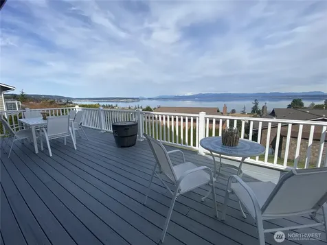 1497 Thompson Drive Camano Island WA 98282