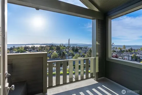 3310 59th Avenue SW Seattle WA 98116
