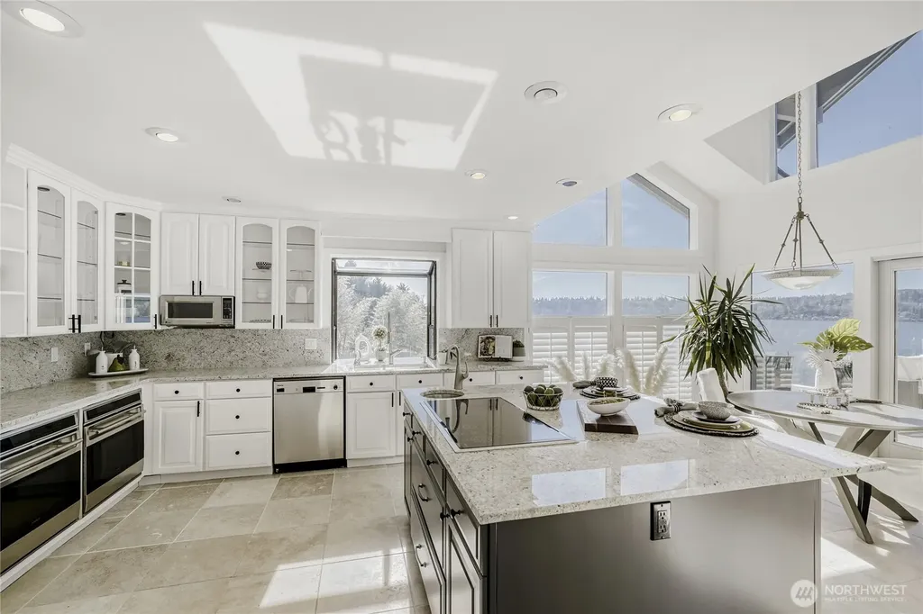 16035 Inglewood Road NE Kenmore WA 98028