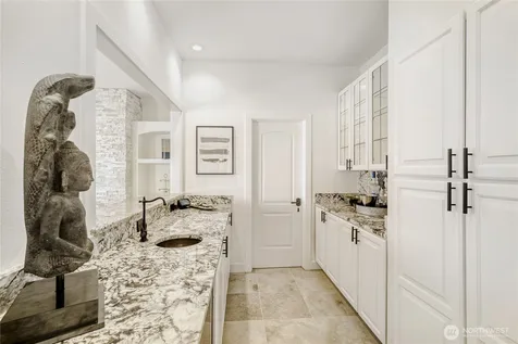 16035 Inglewood Road NE Kenmore WA 98028