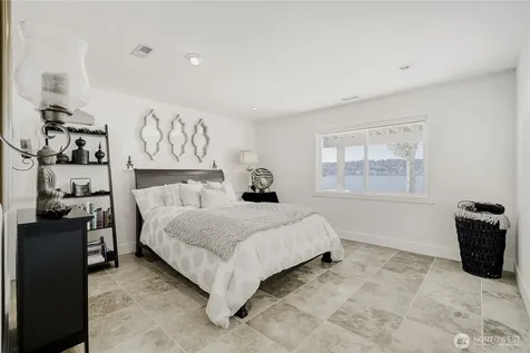 16035 Inglewood Road NE Kenmore WA 98028