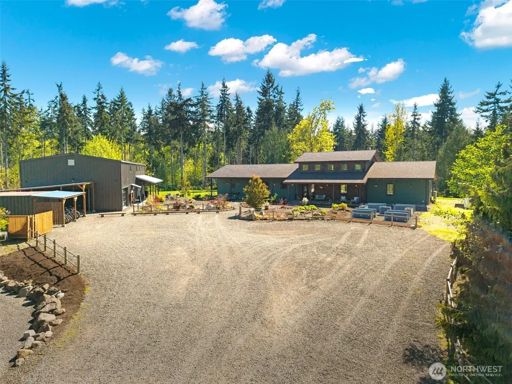 32065 Epic Place NE Kingston WA 98346