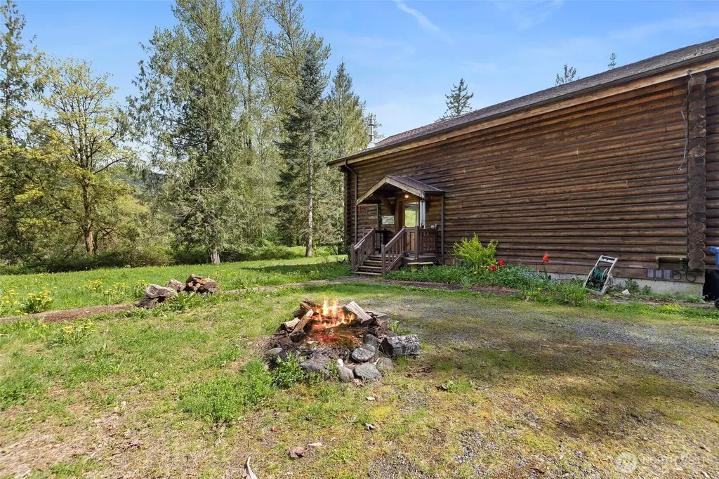 22919 135th Street NE Granite Falls WA 98252