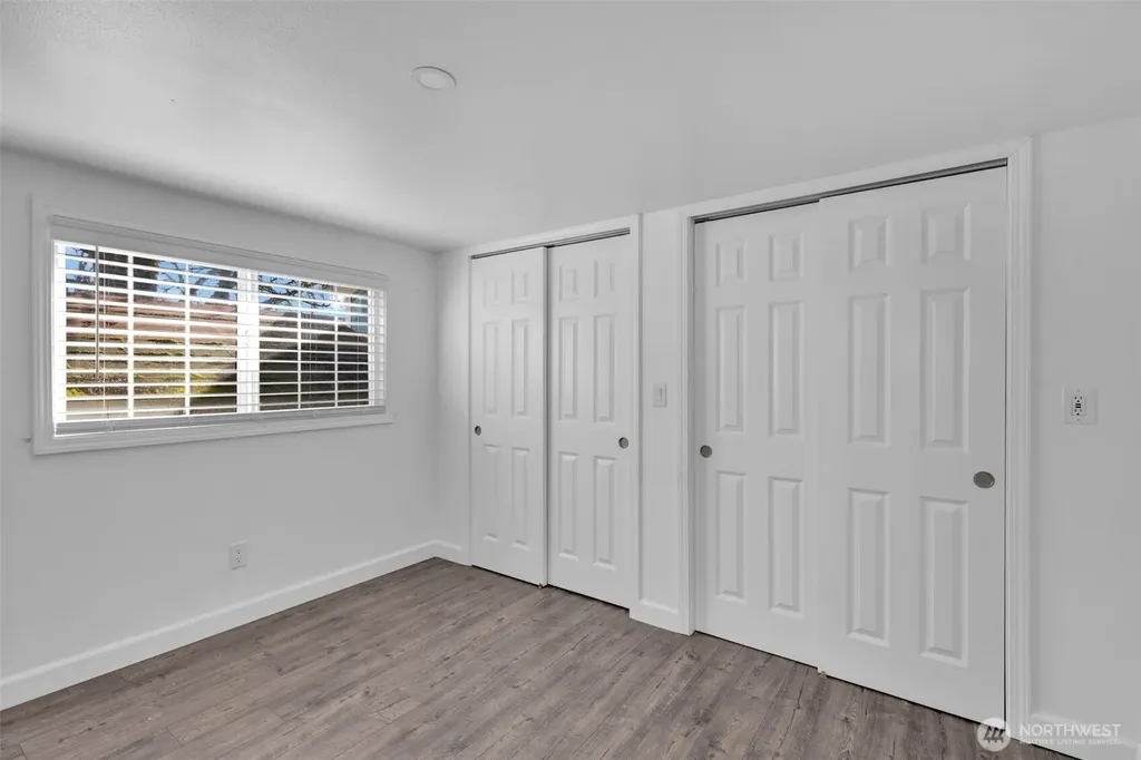 23708 Locust Way Bothell WA 98021