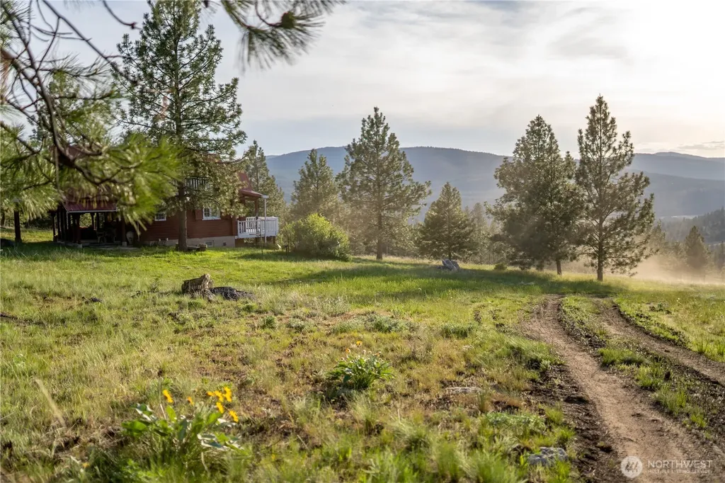 21 Deer Ridge Road Tonasket WA 98855