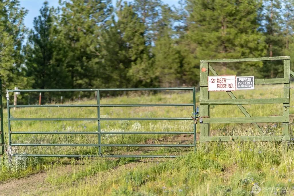 21 Deer Ridge Road Tonasket WA 98855