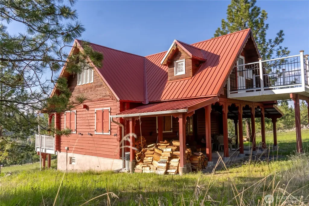 21 Deer Ridge Road Tonasket WA 98855