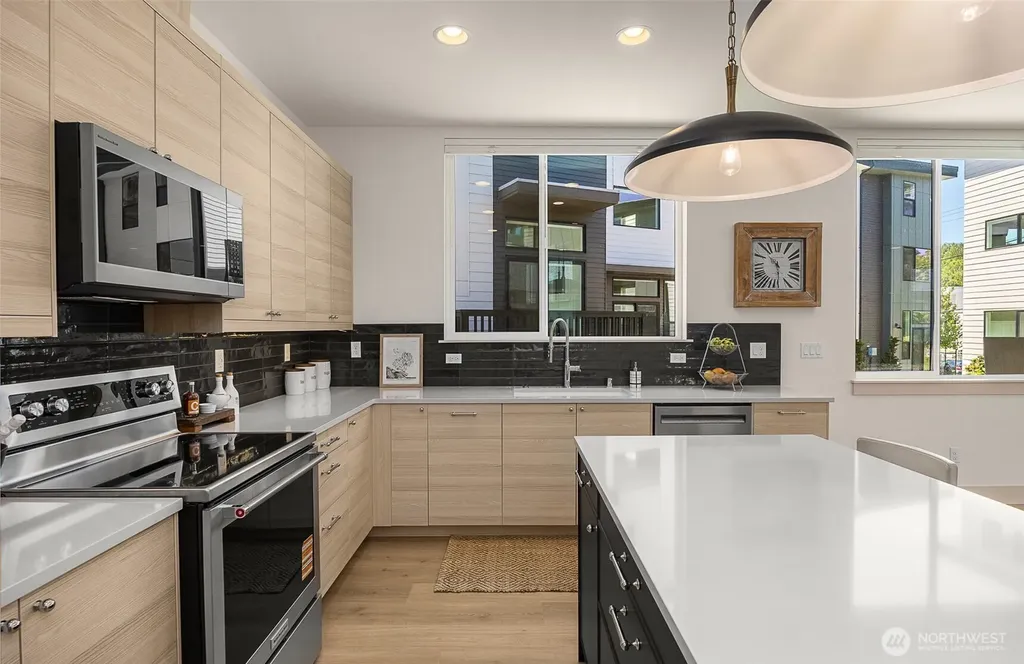 3007 S Dakota Street Seattle WA 98108