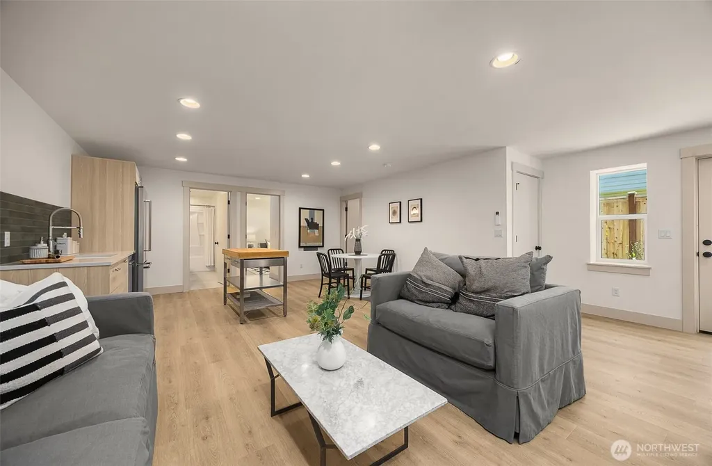 3007 S Dakota Street Seattle WA 98108