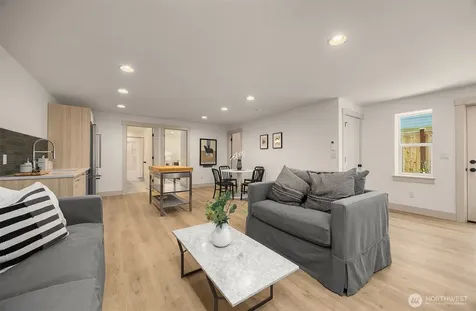 3007 S Dakota Street Seattle WA 98108