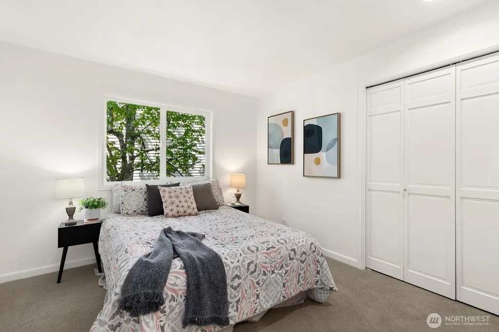 23216 SE 31st Street Sammamish WA 98075