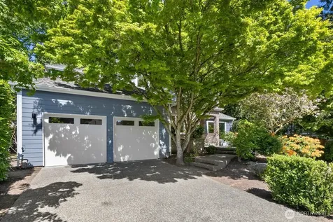 23216 SE 31st Street Sammamish WA 98075