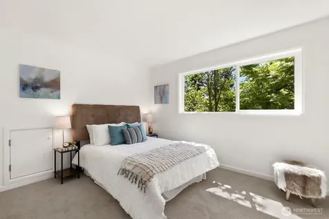 23216 SE 31st Street Sammamish WA 98075