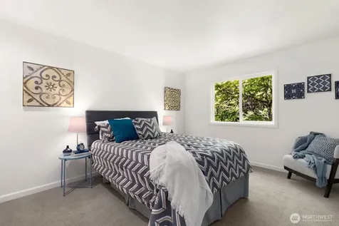 23216 SE 31st Street Sammamish WA 98075