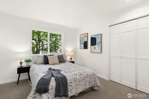 23216 SE 31st Street Sammamish WA 98075