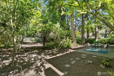 23216 SE 31st Street Sammamish WA 98075