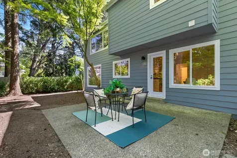 23216 SE 31st Street Sammamish WA 98075