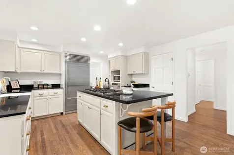 23216 SE 31st Street Sammamish WA 98075