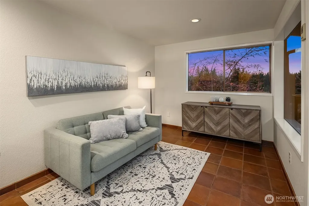7407 180th Street SW Edmonds WA 98026