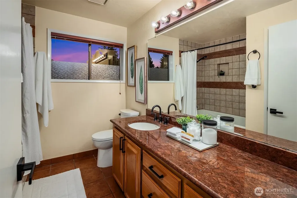 7407 180th Street SW Edmonds WA 98026