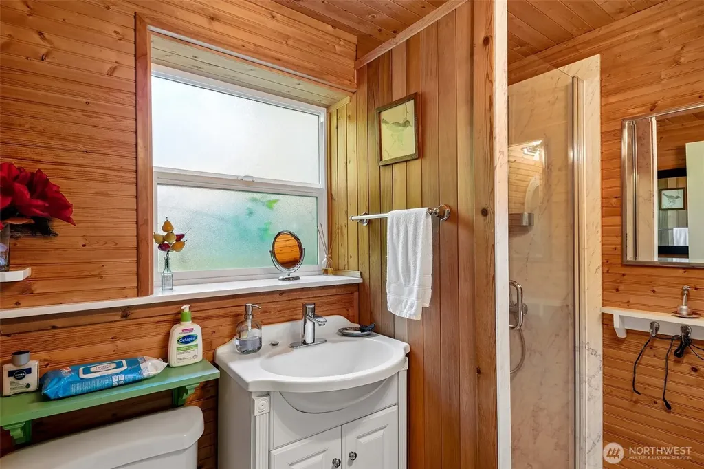1606 153rd Avenue SE Bellevue WA 98007