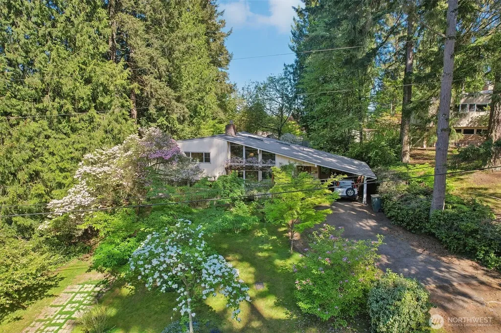 1606 153rd Avenue SE Bellevue WA 98007
