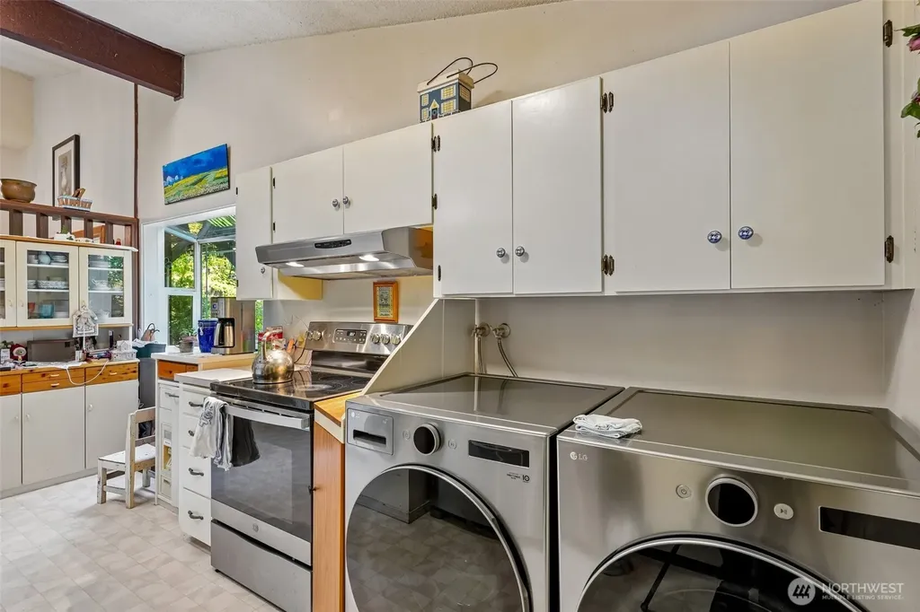 1606 153rd Avenue SE Bellevue WA 98007