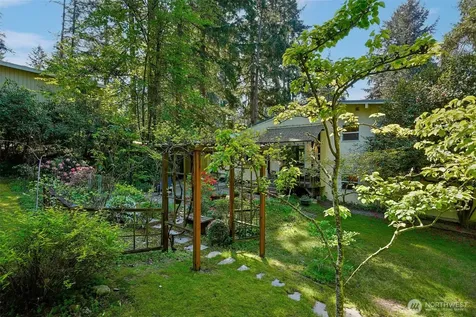 1606 153rd Avenue SE Bellevue WA 98007