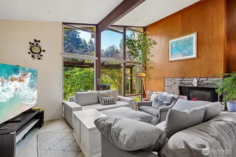 1606 153rd Avenue SE Bellevue WA 98007