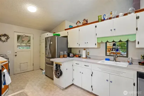 1606 153rd Avenue SE Bellevue WA 98007