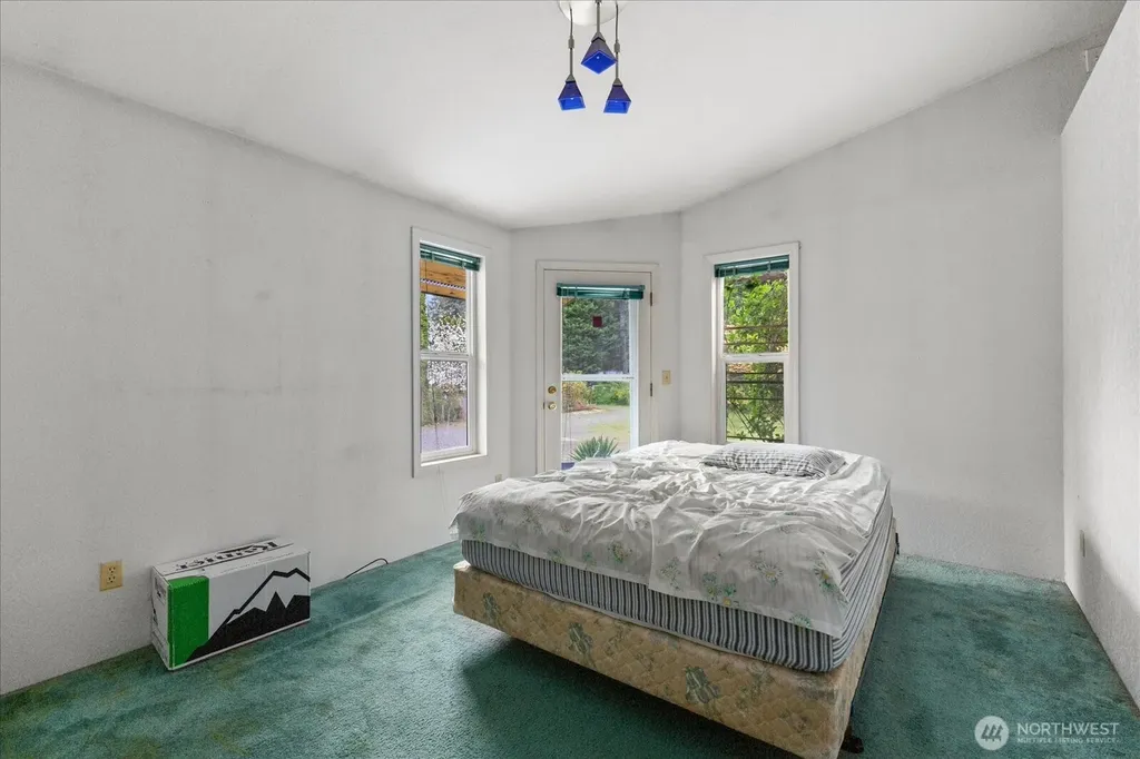 24317 115th Avenue NE Arlington WA 98223