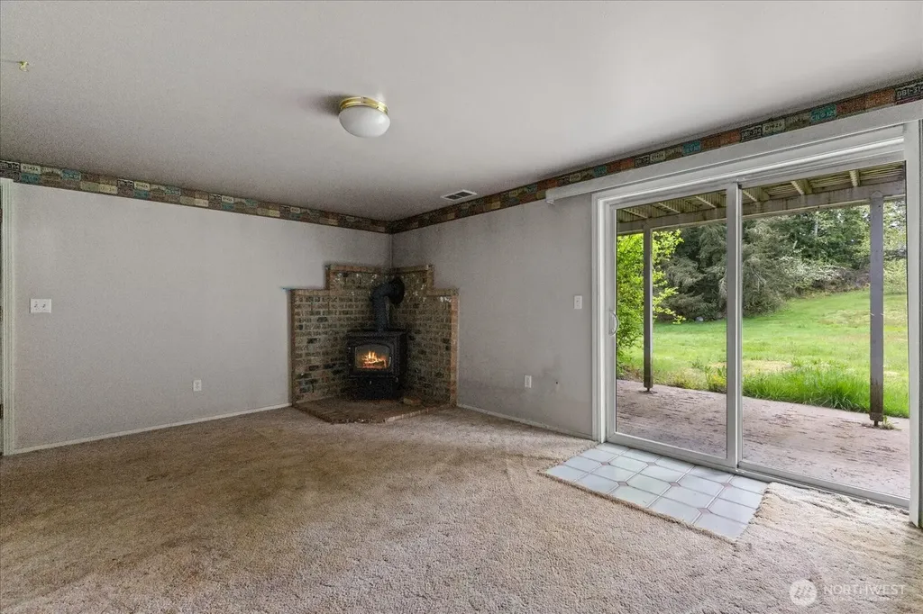 24317 115th Avenue NE Arlington WA 98223
