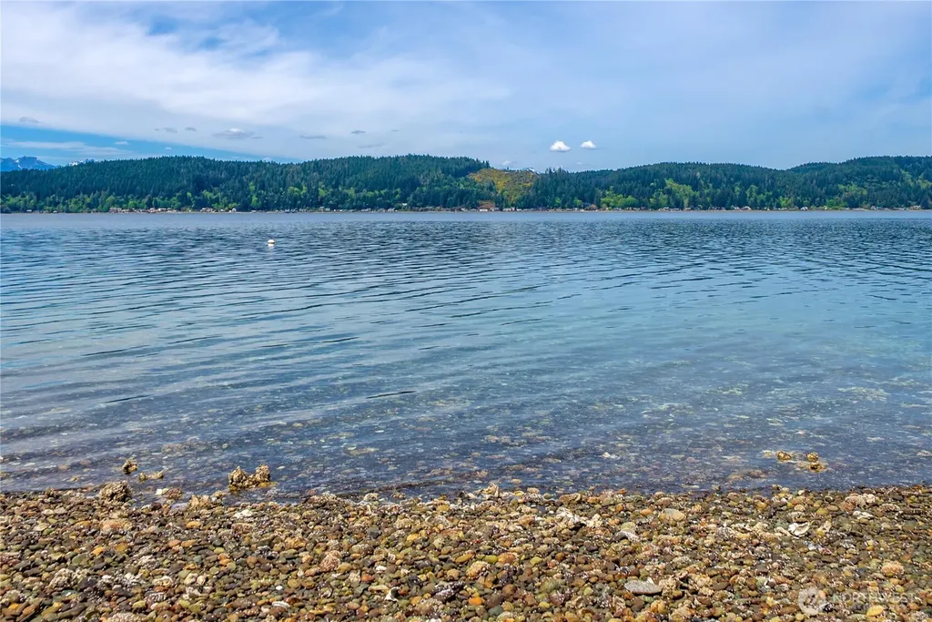 14103 E State Route 106 Belfair WA 98528