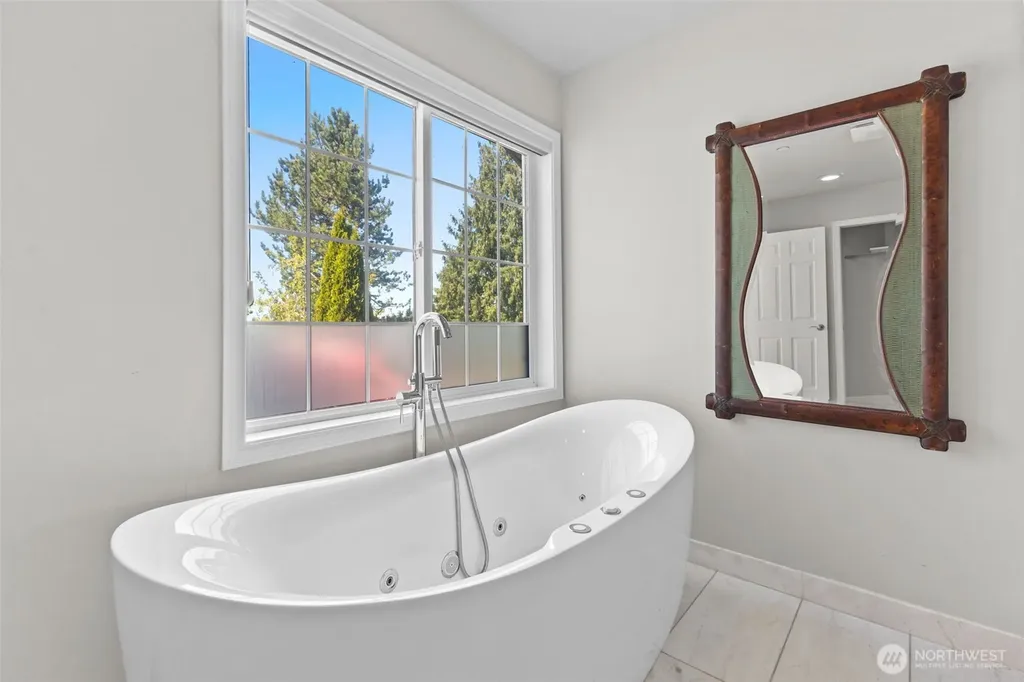 21503 60th Street E Bonney Lake WA 98390
