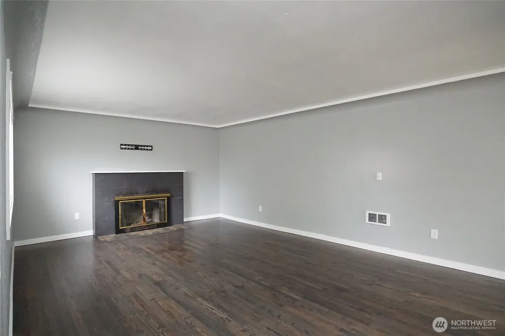 1523 S Mason Avenue Tacoma WA 98405