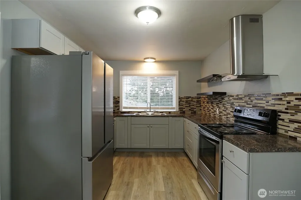 1523 S Mason Avenue Tacoma WA 98405