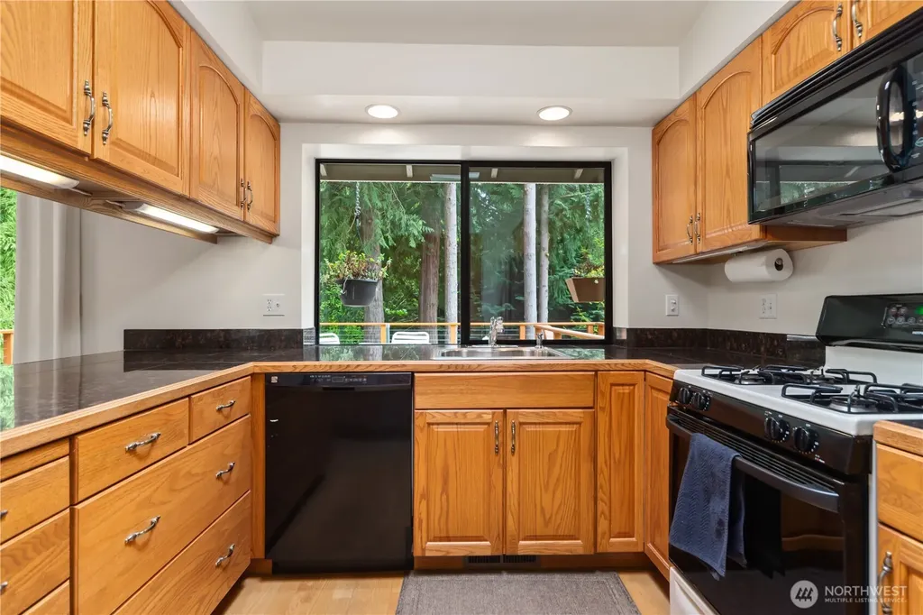 20 Clipper Lane Port Ludlow WA 98365