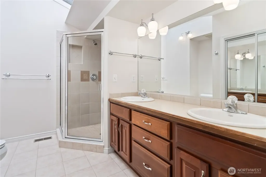 20 Clipper Lane Port Ludlow WA 98365