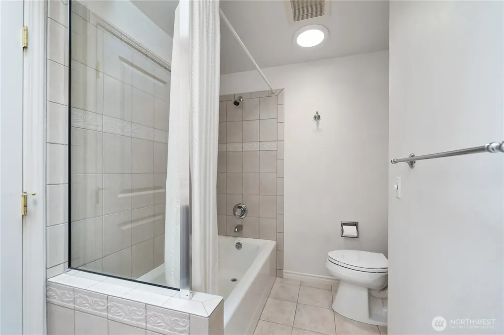 20 Clipper Lane Port Ludlow WA 98365