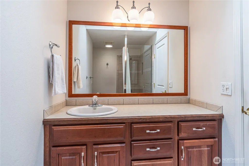 20 Clipper Lane Port Ludlow WA 98365