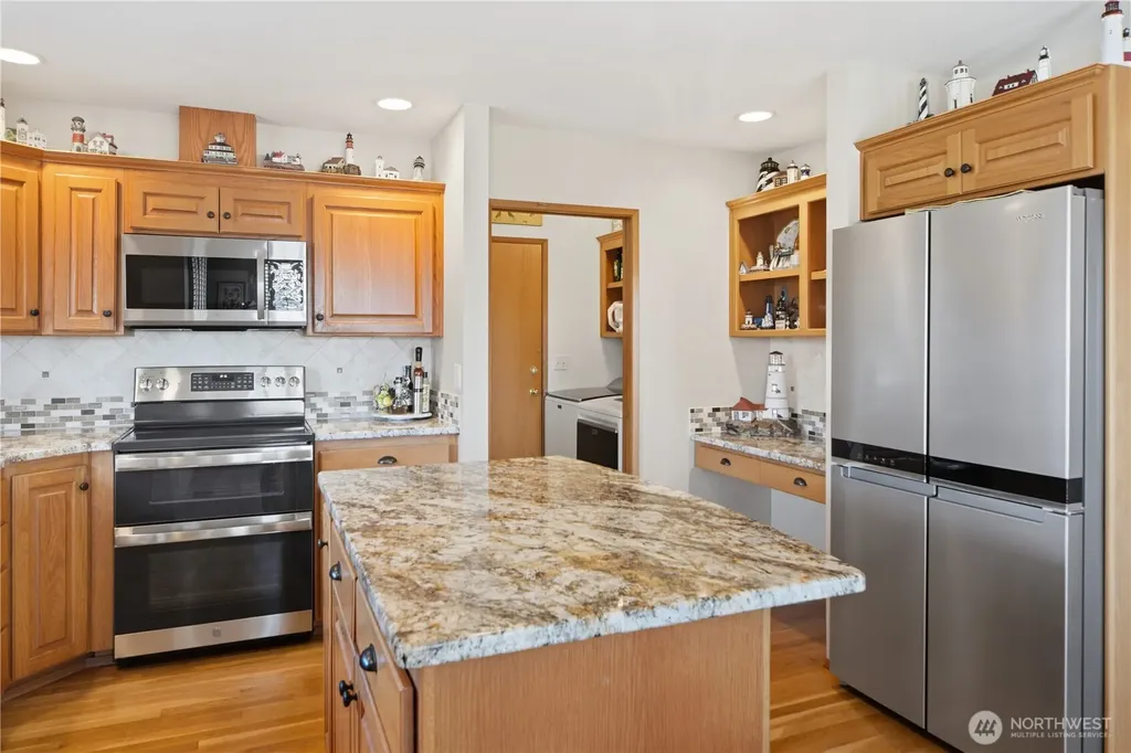 662 Pioneer Drive Port Ludlow WA 98365