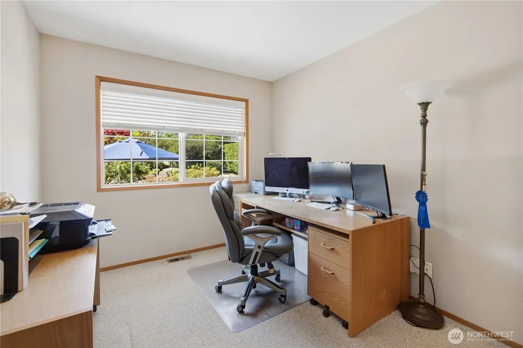 662 Pioneer Drive Port Ludlow WA 98365