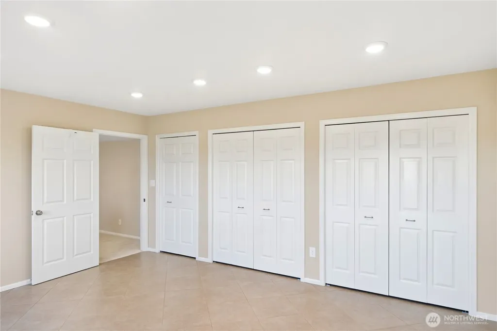 662 Pioneer Drive Port Ludlow WA 98365