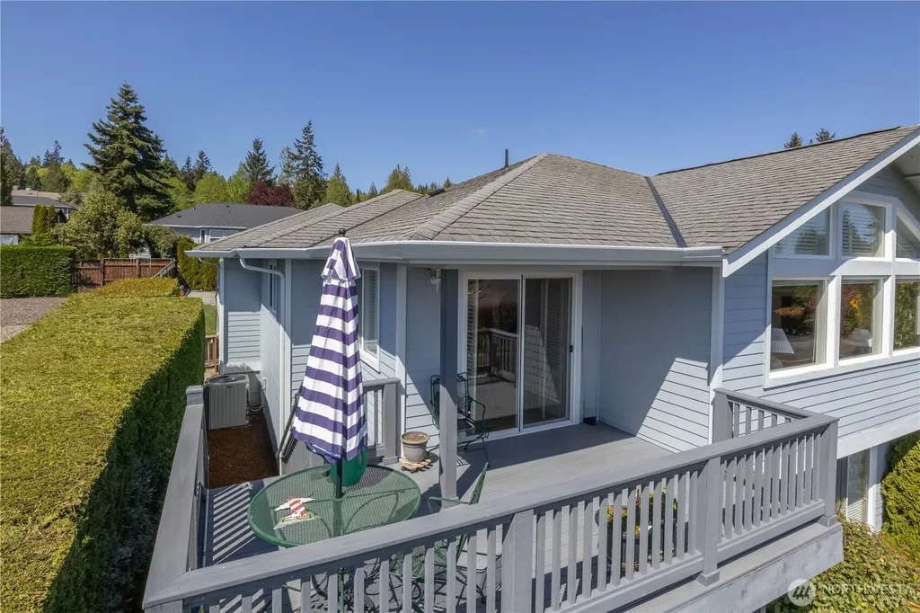 662 Pioneer Drive Port Ludlow WA 98365