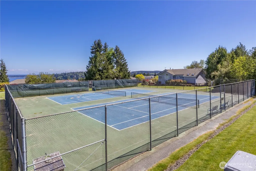 662 Pioneer Drive Port Ludlow WA 98365