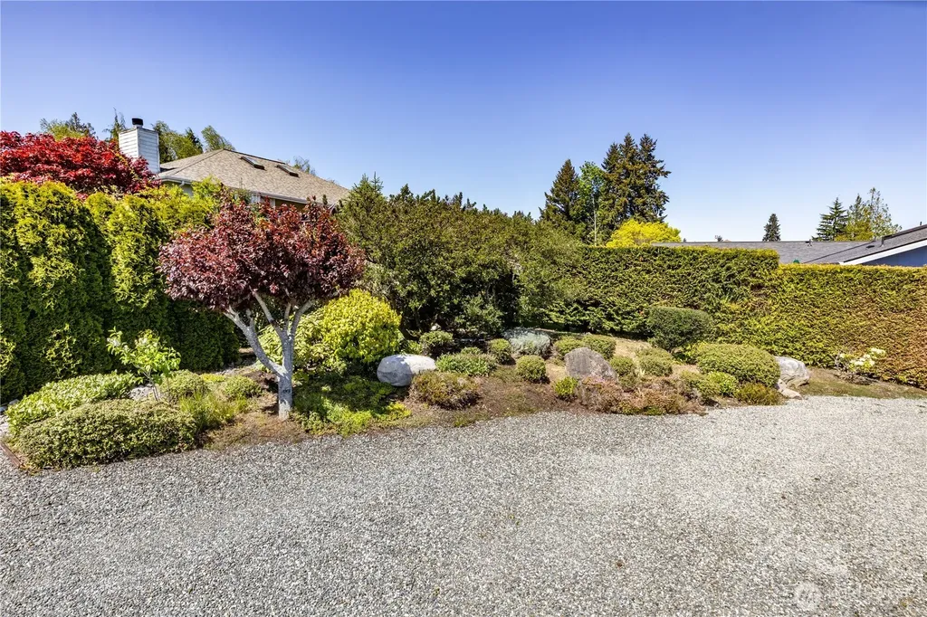 662 Pioneer Drive Port Ludlow WA 98365
