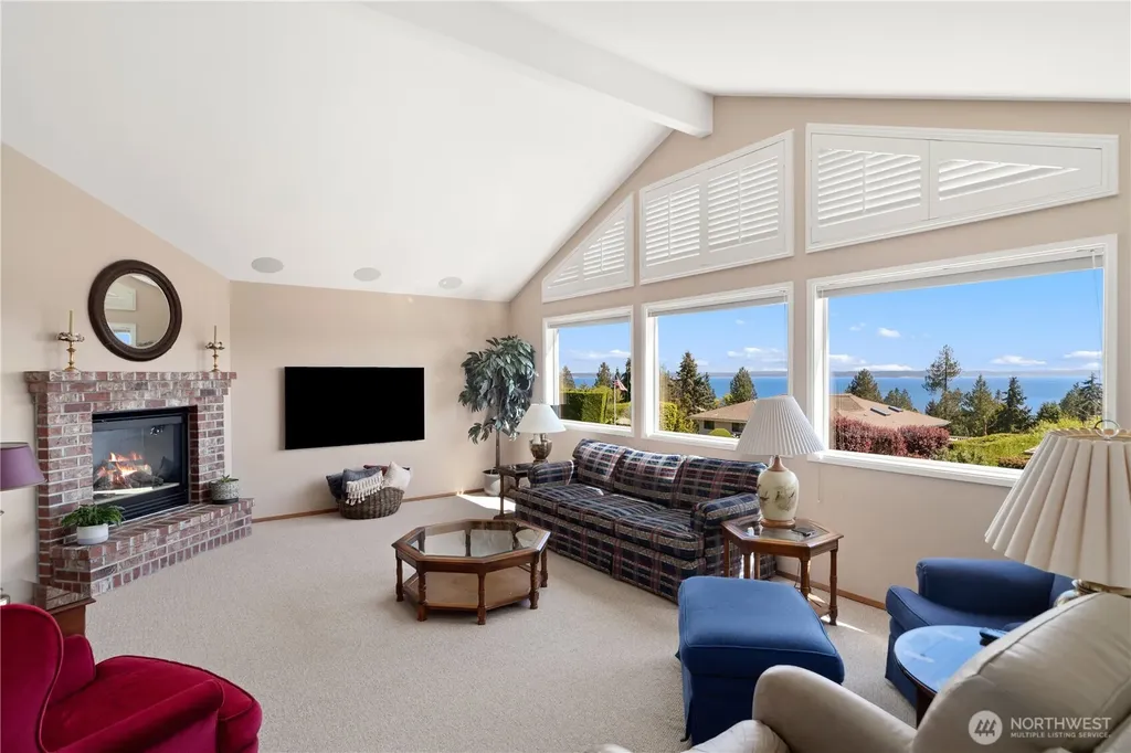 662 Pioneer Drive Port Ludlow WA 98365