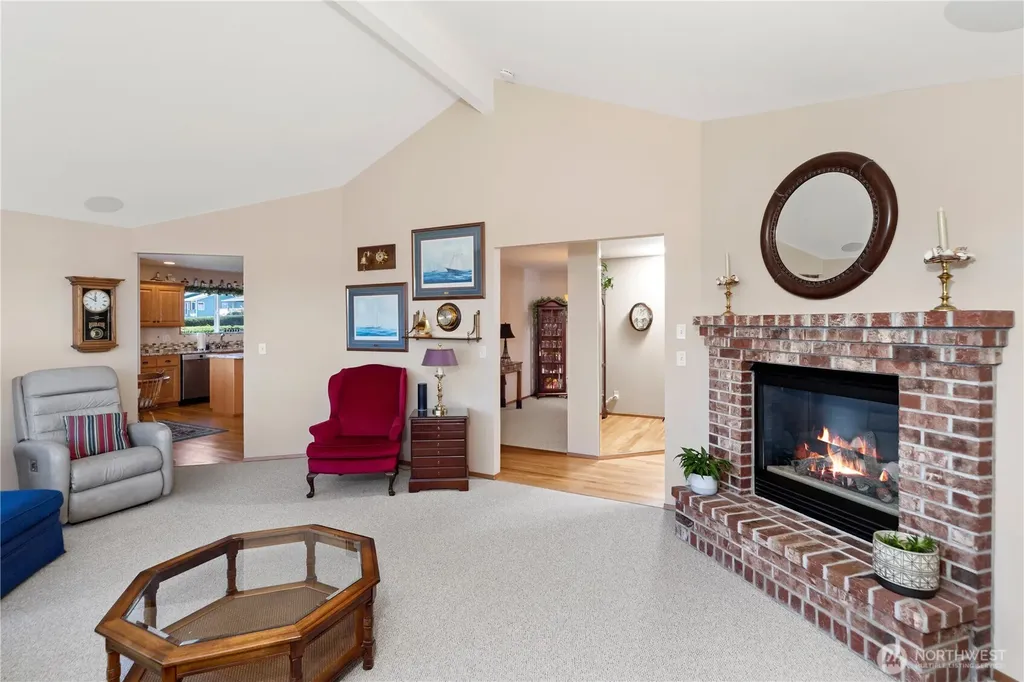 662 Pioneer Drive Port Ludlow WA 98365